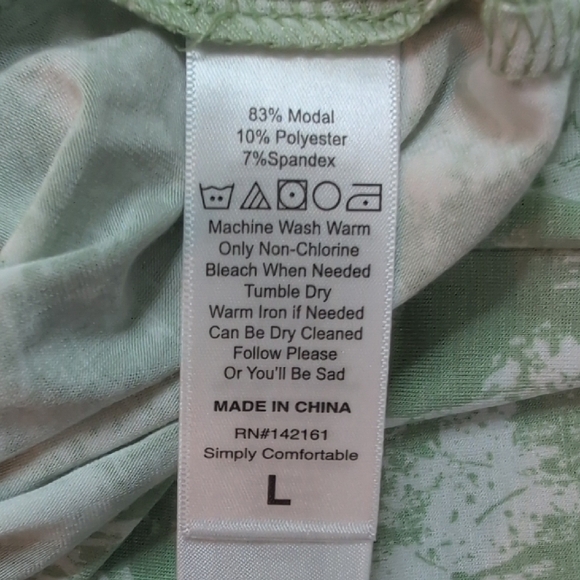 LuLaRoe Green and White Relaxed Short Sleeve Blouse - Picture 6 of 7